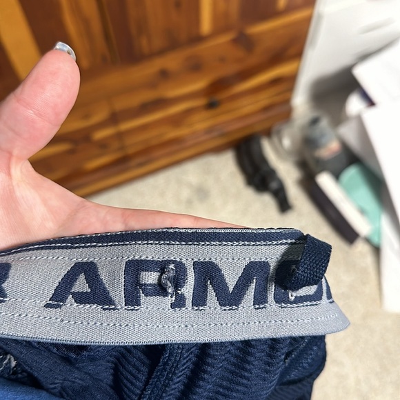 Under Armour Athletic/Soccer Shorts - Picture 7 of 7